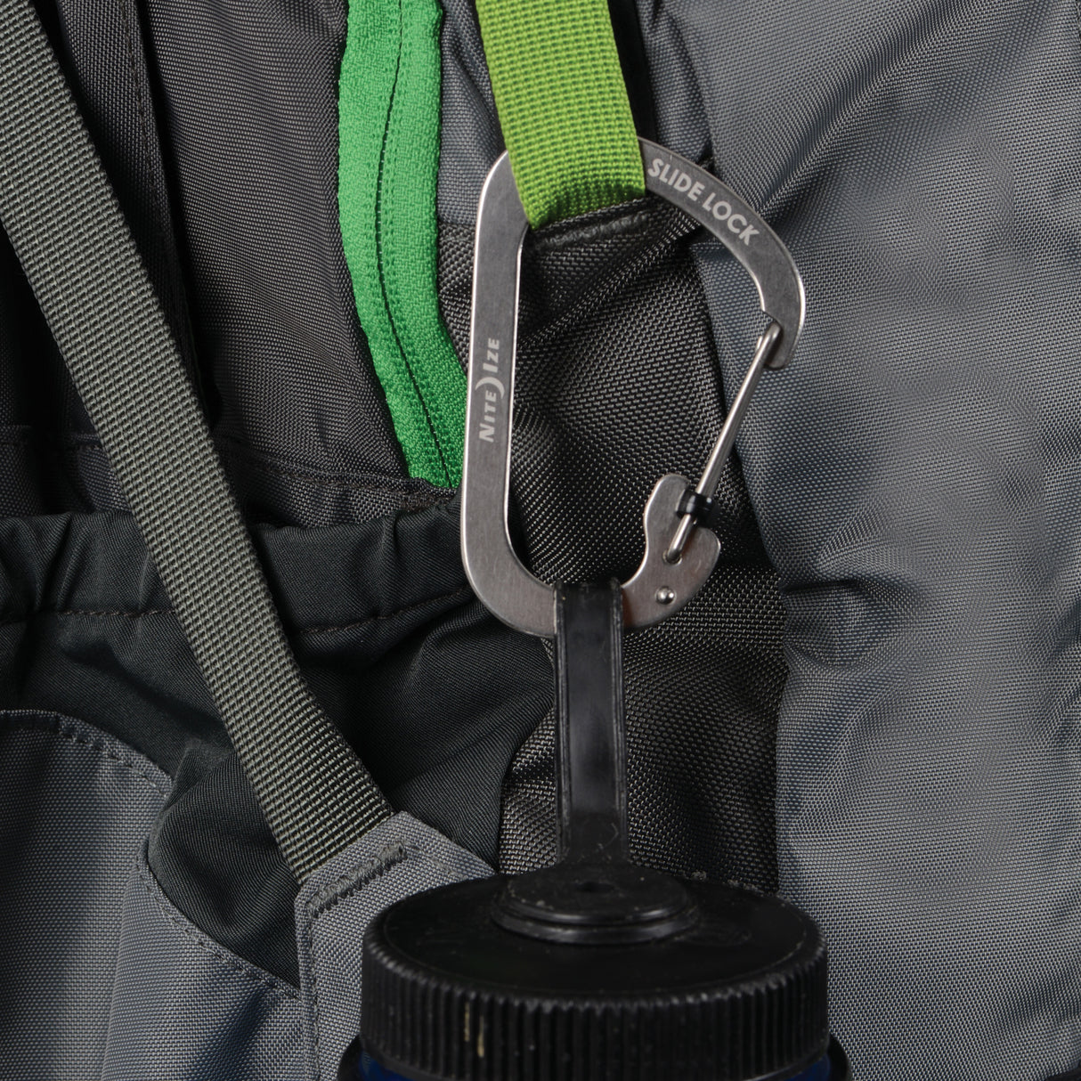 スライドロックカラビナー #2