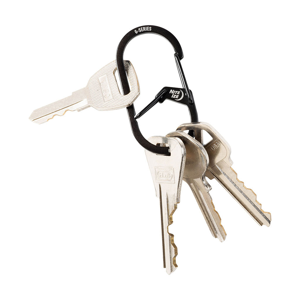 鍵を取り付けたGカラビナー#2ブラック