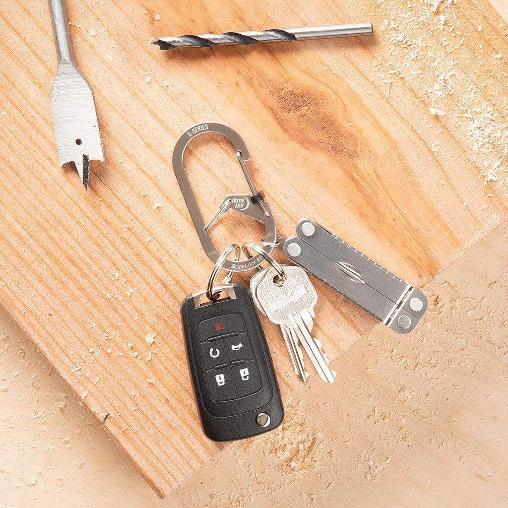 車の鍵がついたGカラビナースライドロック#3