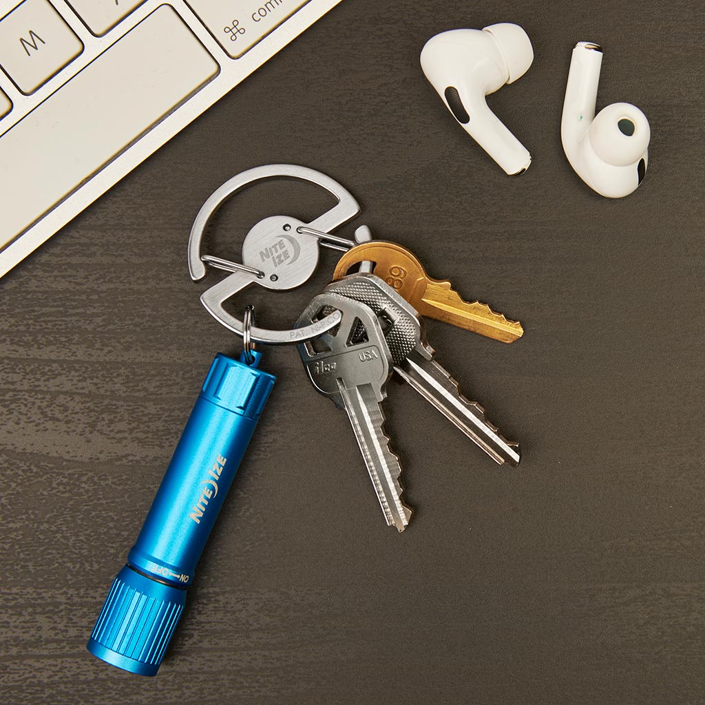 メダリオン キーカラビナーをキーホルダーとして使用