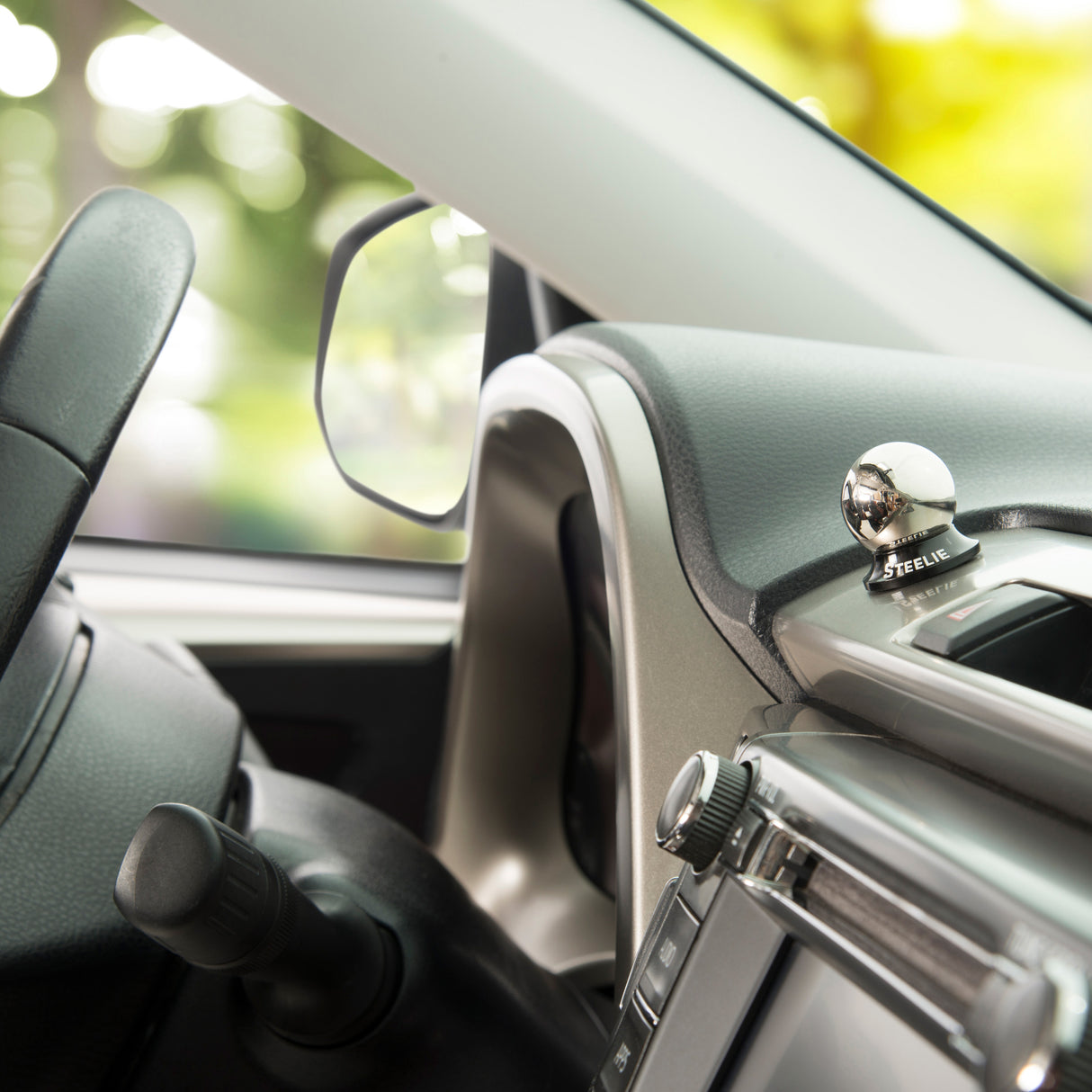 スティーリー カーマウントキット