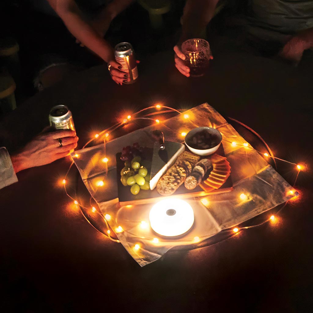 レイディアント スターリット リチャージャブルランタン+ストリングライト