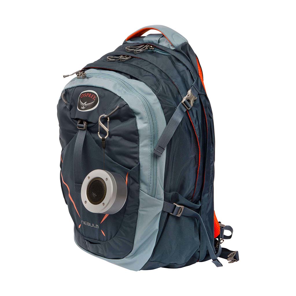 リュックに取り付けたエスビナー#2 ステンレスシルバー